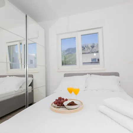 Jakob's Rooftop Apartment *